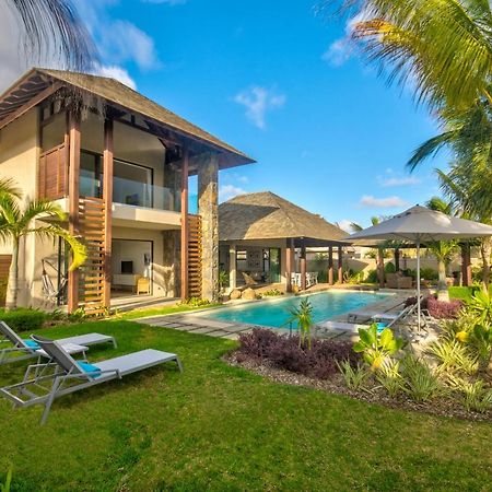 มิทิค สวีท แอนด์ วิลลา Villa กรองด์โกล์บ ภายนอก รูปภาพ